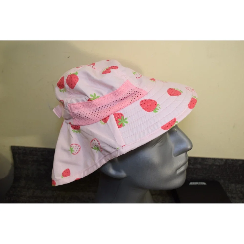 Girls S Pink Strawberry Print Sun Hat with Neck Flap and Mesh Vents FLAW